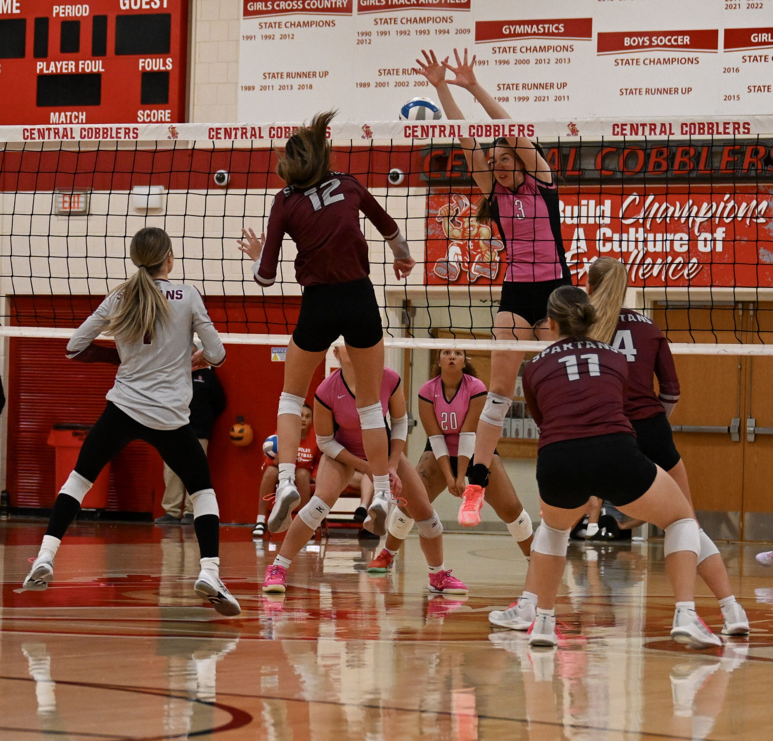 Spearfish Sweeps Rapid City Central in Dominant Three-Set Win