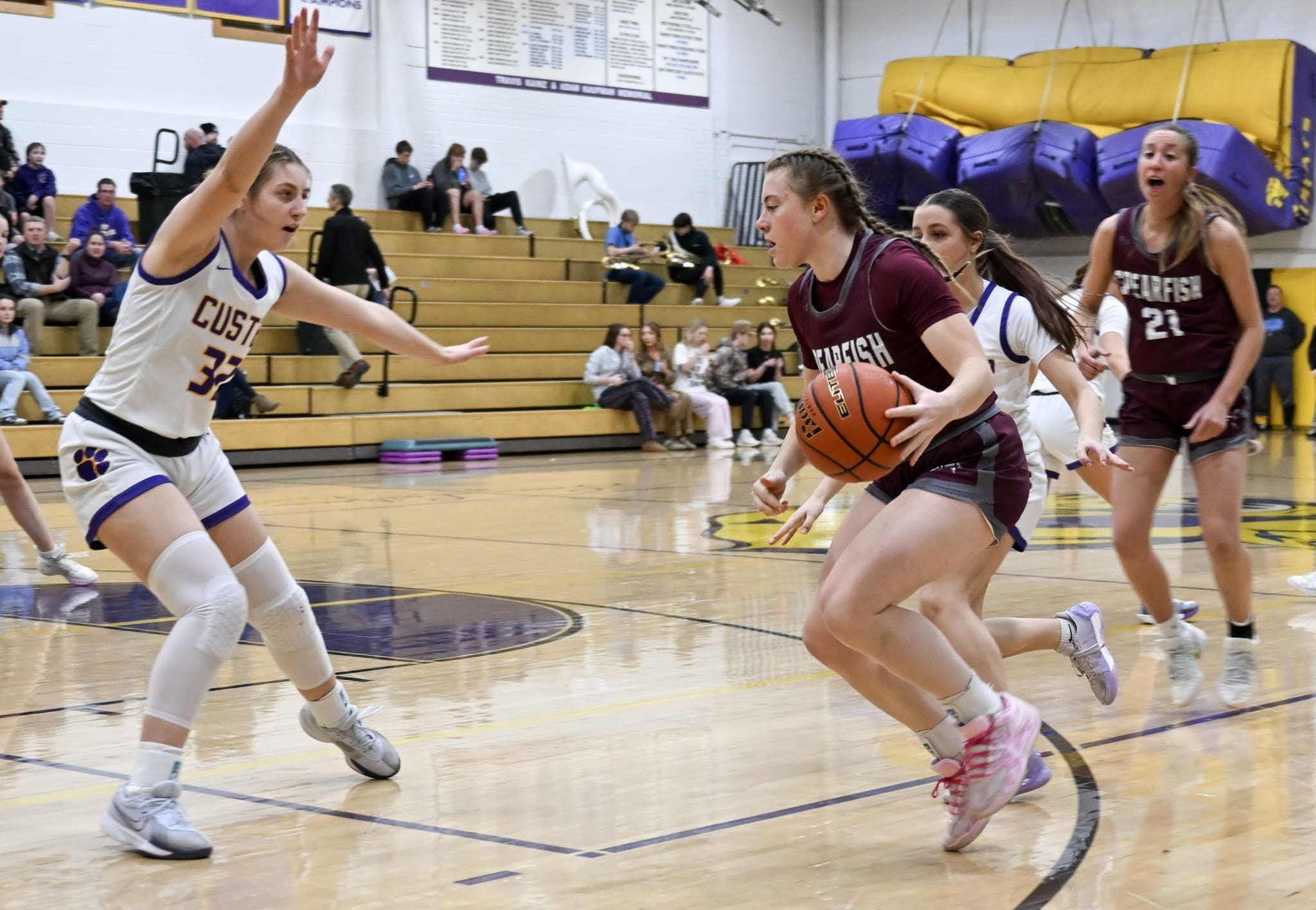 Spartans Surge Past Wildcats in 60–20 Road Win